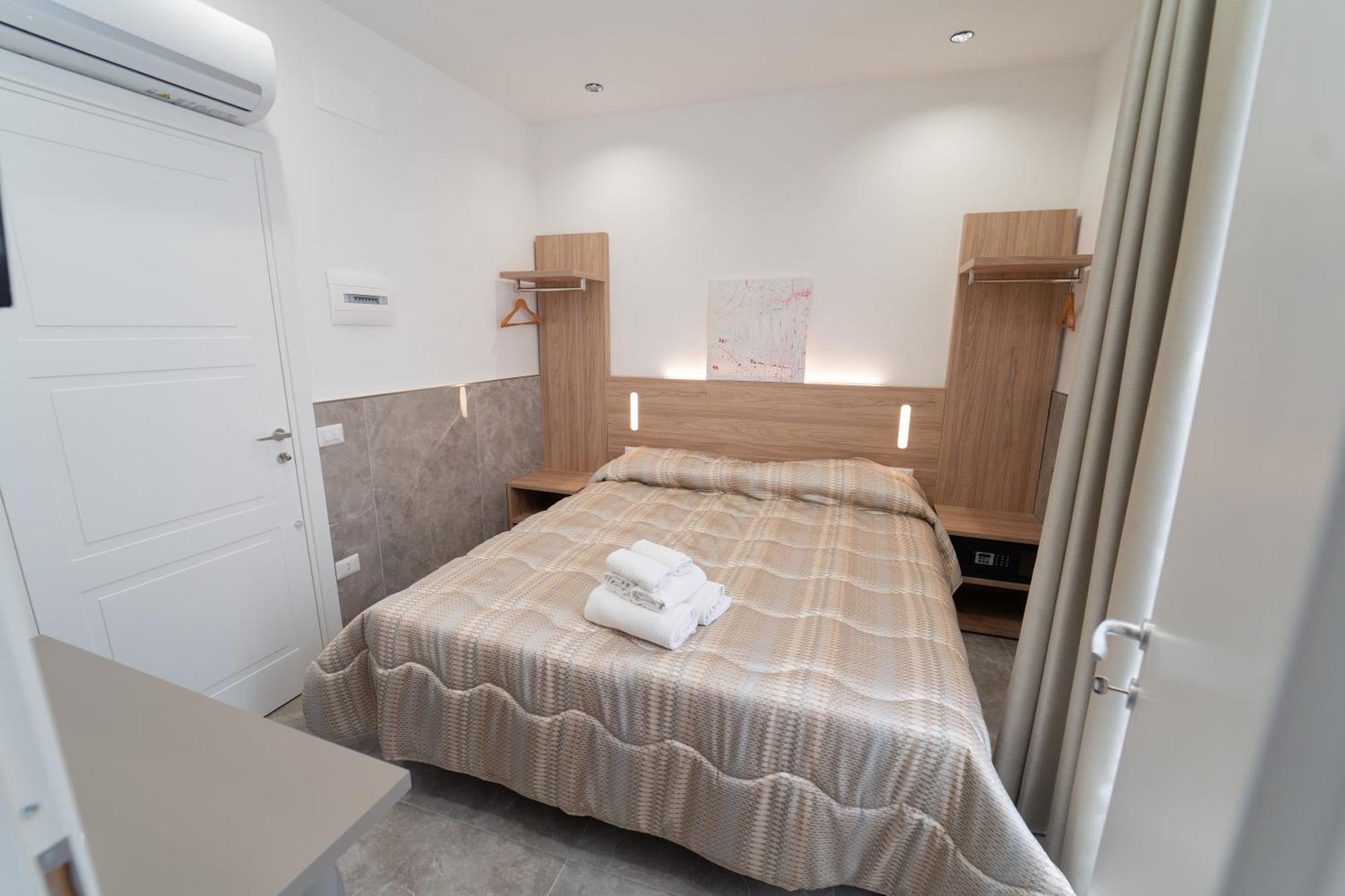 Hotel Le 4 Stagioni Dante H Napoli Centro, By Clapa Group Zimmer foto